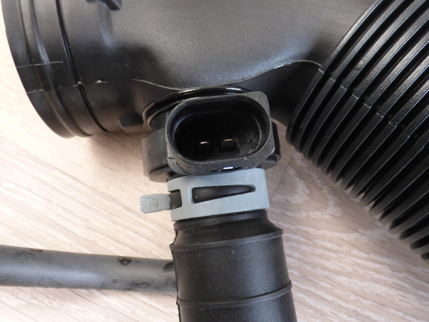 Ansaugschlauch Luftfilter VW Golf 4 Limo und Variant (Typ:1J) OE ...