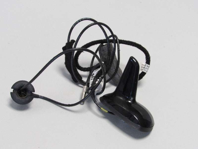 MercedesBenz EKlasse W211 Antenne GPS A2114401507 (127) eBay