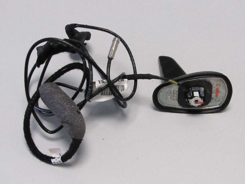 MercedesBenz EKlasse W211 Antenne GPS A2114401507 (127) eBay