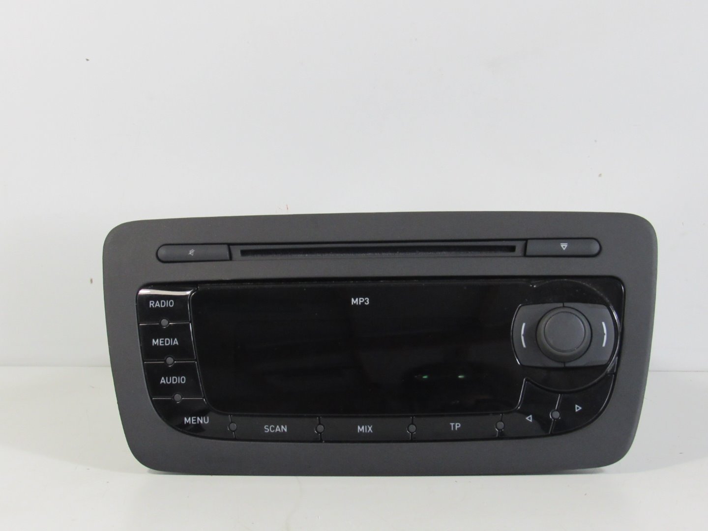 Seat 6J Autoradio CD MP3 Radio 6J1035153G (17044) eBay